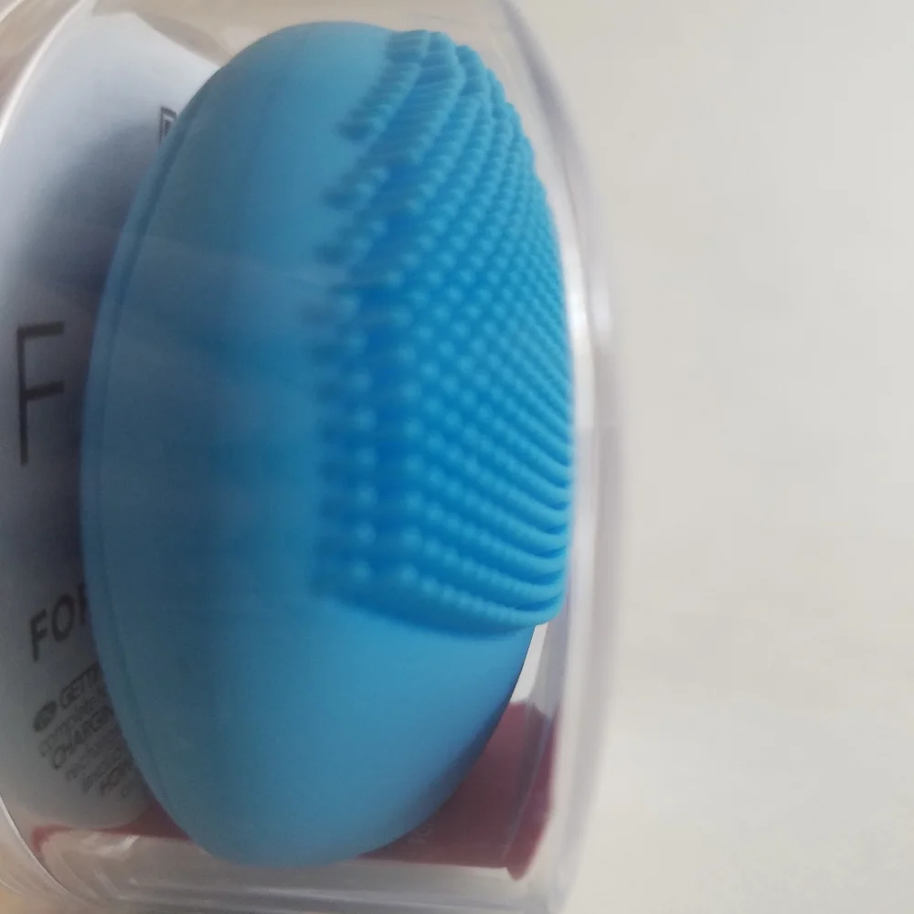 FOREO LUNA play Facial T-Sonic Cleansing Device Aquamarine Blue Brand New Sealed